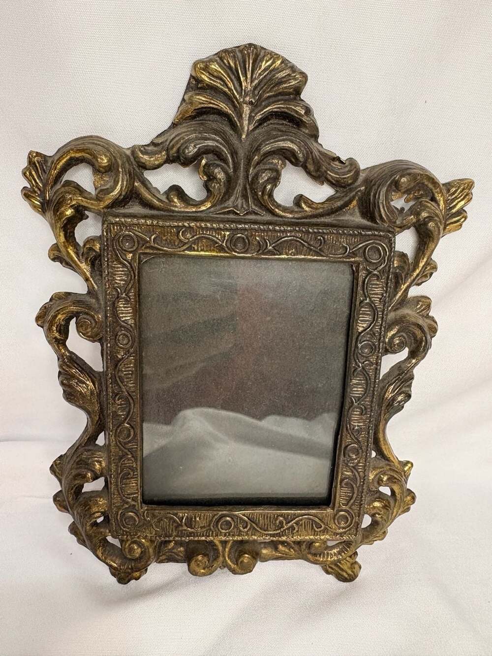 Vintage Ornate Rococo Scrollwork Brass Picture Frame with Easel Back 4x3